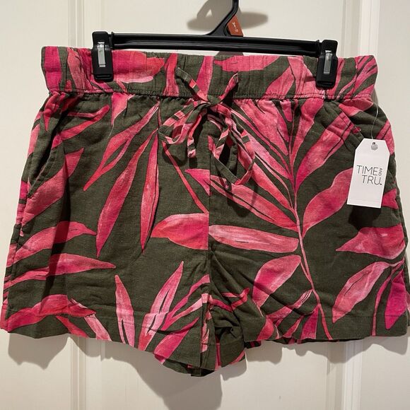 Time & Tru Pants - Time and True Women's Linen Blend Pull On Shorts with a Tropical Print M (8-10)